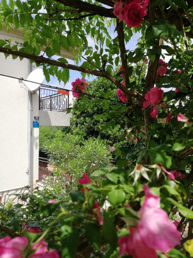 Apartment Marina Malinska Exterior foto